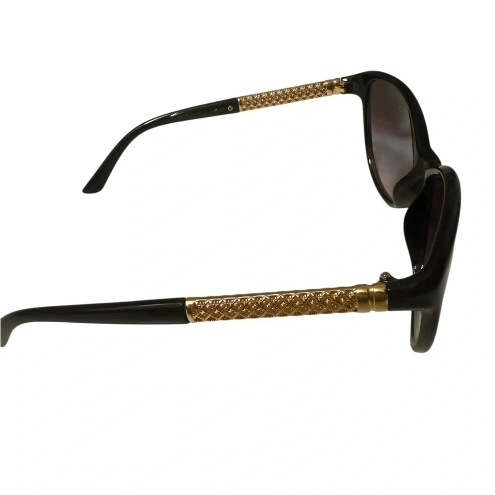 PIRANHA Chic Black Sunglasses with gorgeous gold Temple_11